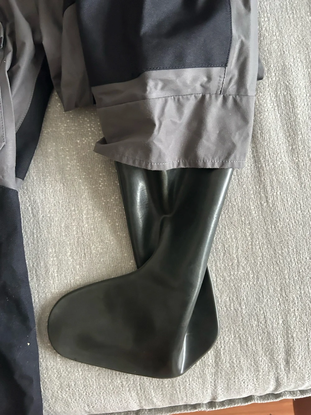 Gill Men’s Waterproof Breathable Pro Drysuit 4802-Size XXS US